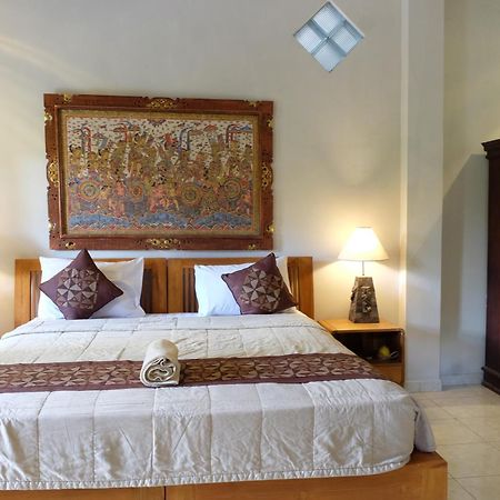 Suastika Guest House Ubud Экстерьер фото